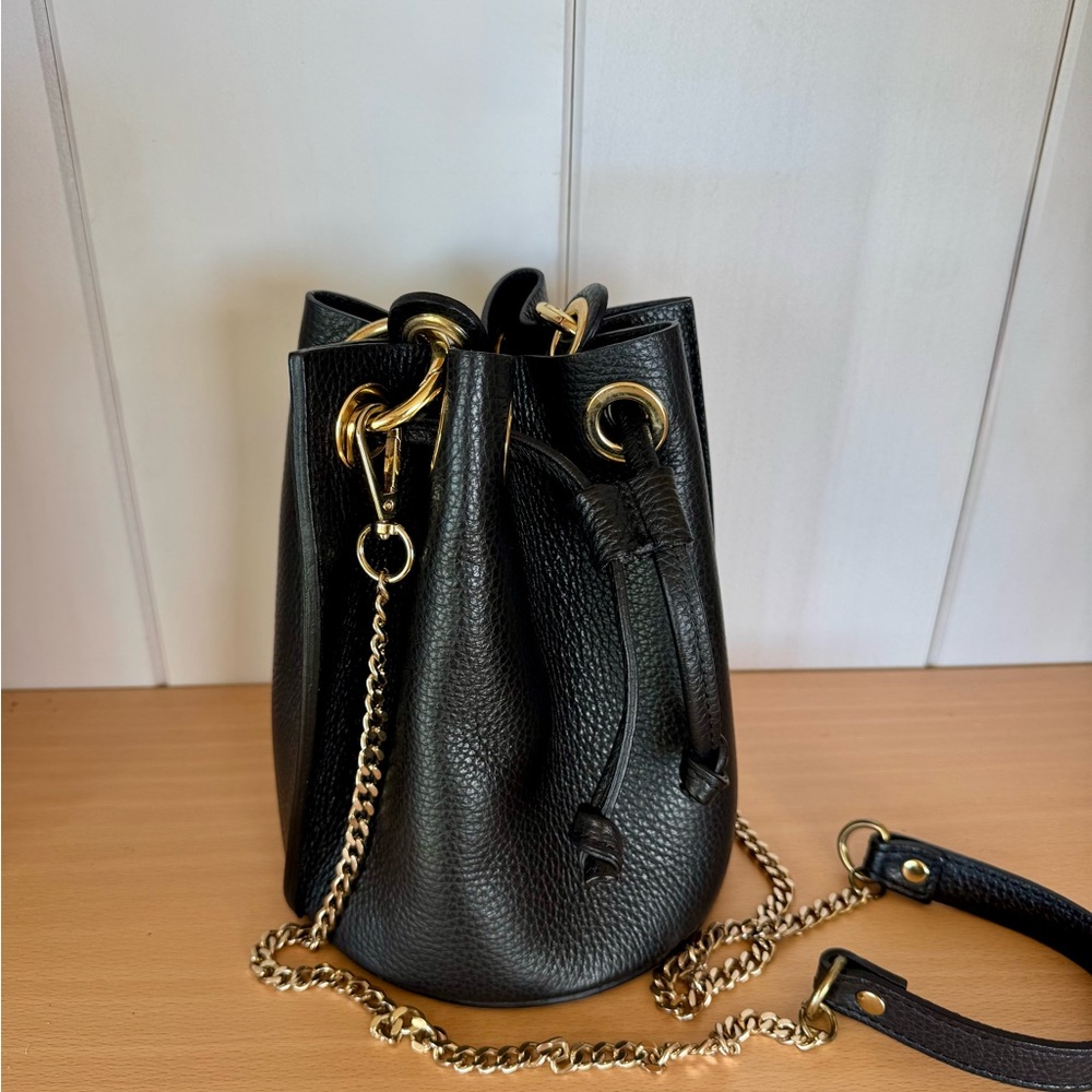 Elegant Black Leather Bucket Bag